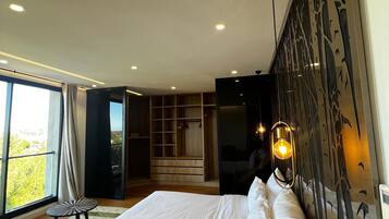 4 Schlafzimmer, Bügeleisen/Bügelbrett, Reisekinderbett, kostenloses WLAN