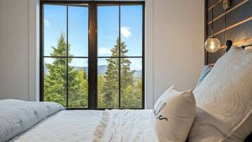 4 bedrooms, iron/ironing board, travel crib, WiFi