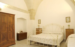 1 sovrum och strykjärn/strykbräda