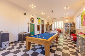 Games room - Your private retreat in the heart of Bohemia, in the middle of the natural paradise of Křivoklátsko (Velká Buková)