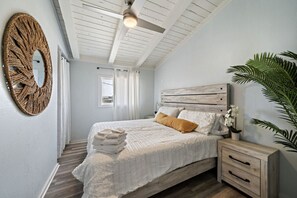 5 bedrooms, desk, iron/ironing board, travel crib - Beachfront Getaway: Fire Pit, Game Room & Views (Surfside)