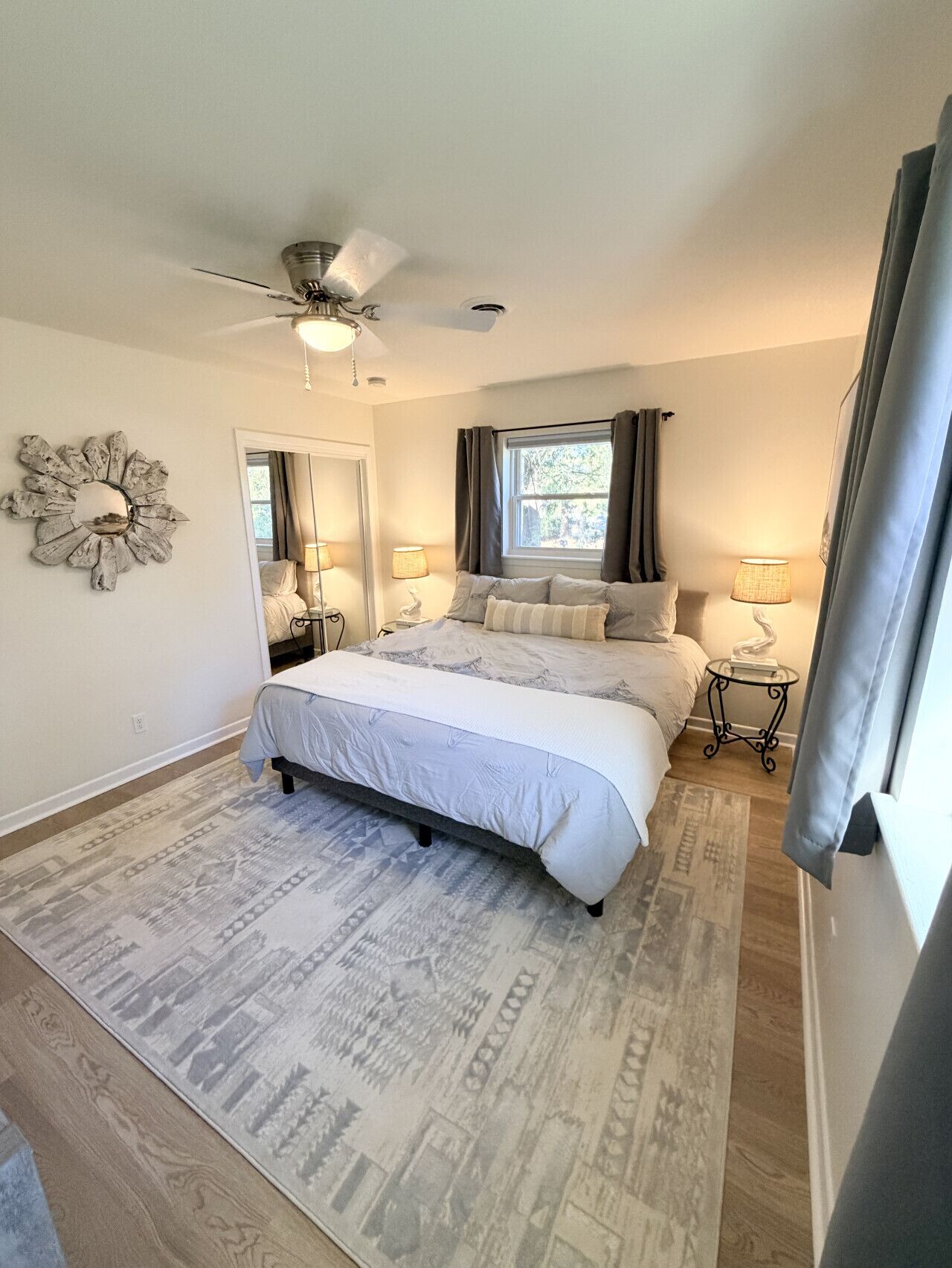 3 soveværelser, skrivebord, strygejern/strygebræt, Wi-Fi