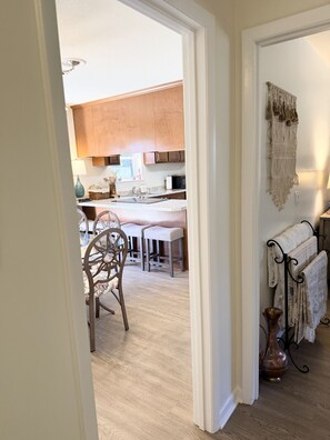 Interior - Charming Brick Rambler in the center of Wilmington (Wilmington)