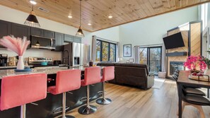 House (4 Bedrooms) | Interior - Smoky Mountain Cabin With Indoor Pool + Hot Tub + Views Dolly's Dreamhouse by Avantstay (Sevierville)