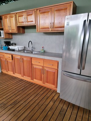 Microwave, oven, stovetop