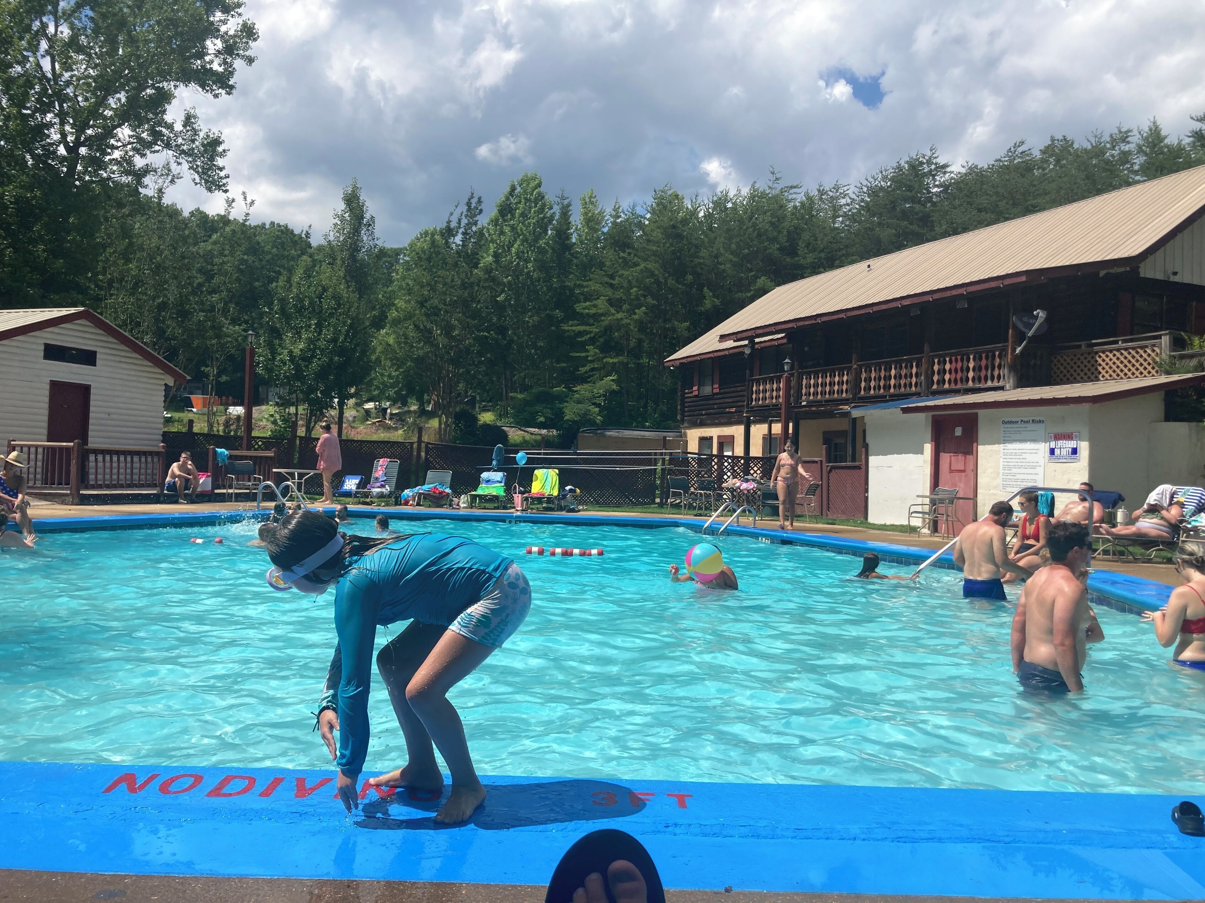 Piscine couverte, piscine extérieure