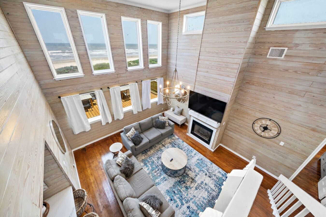 Fernseher, Videospiele, Bücher, Videothek