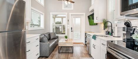 Microwave, oven, stovetop, dishwasher