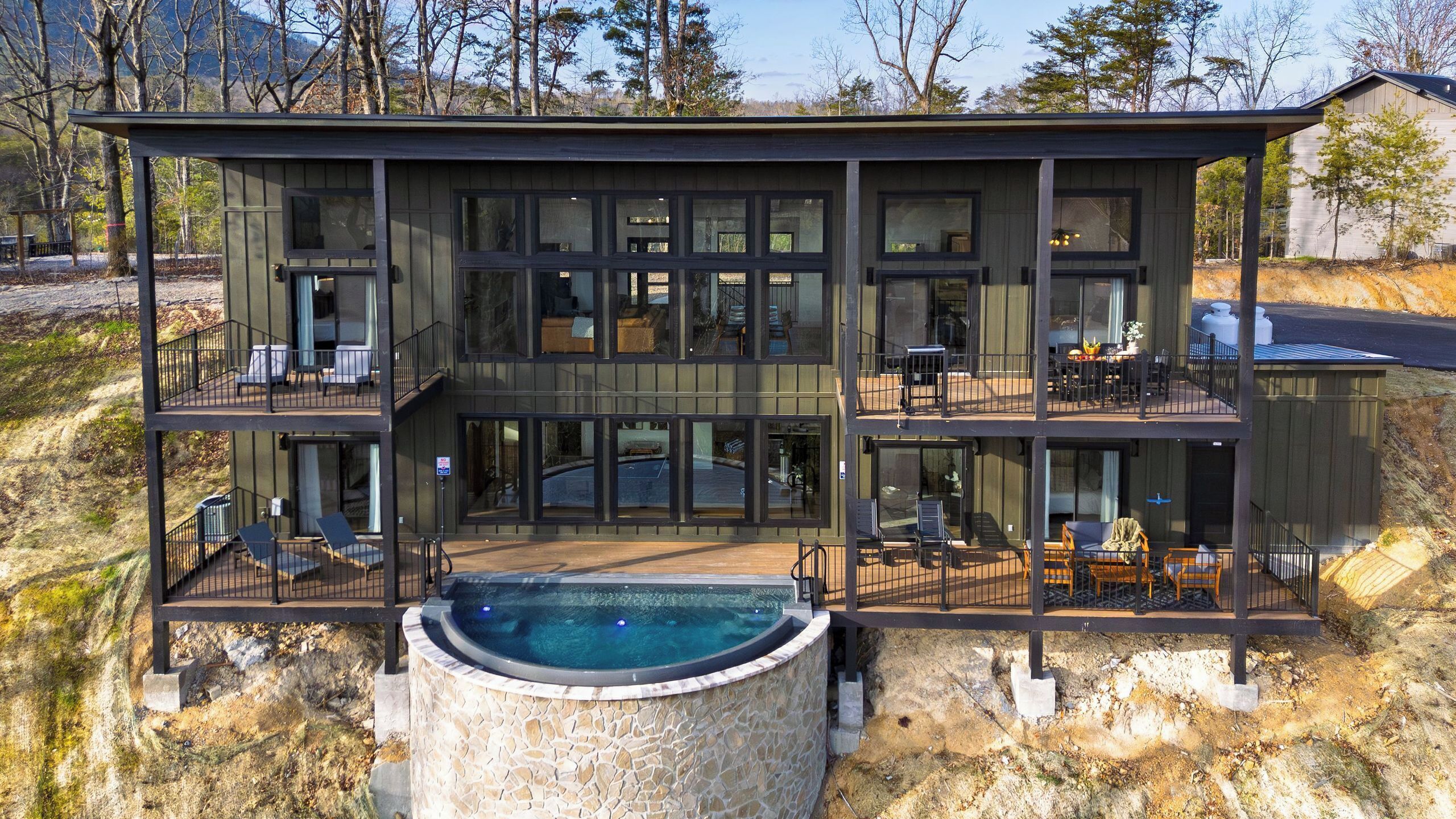 Talo (5 Bedrooms) | Uima-allas | Ulkouima-allas