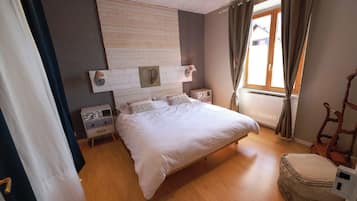 3 chambres, fer et planche Ă repasser, Wi-Fi gratuit, draps fournis
