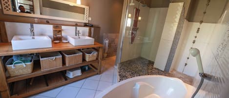 Hair dryer, towels, toilet paper