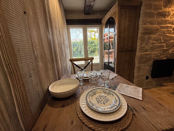 Dining - La Petite Longère (Rahon)