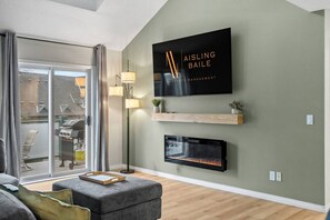 TV, fireplace - The Radium Rise | Outdoor Pool/Hot Tub | Balcony (Radium Hot Springs)