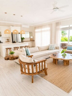 TV - Seahaven | Pool, Rooftop, & Sleeps up to 7 (Sosúa)