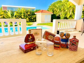 Pool - Sleeps up to 14 | 4 King Suites & Private Pool (Sosúa)