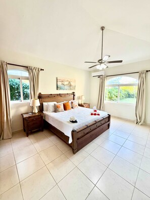 4 Schlafzimmer, Bügeleisen/Bügelbrett, Reisekinderbett, WLAN
