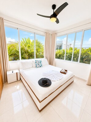 Room - 5bd Corner Lot Villa|Private Pool, Sleeps up to 14 (Sosúa)