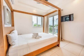 5 Schlafzimmer, Bügeleisen/Bügelbrett, Reisekinderbett, WLAN