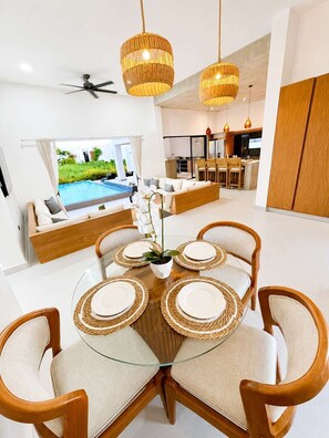 Dining - Bali Villa | Sunken Lounge & 3 King Beds in SOV (Sosúa)