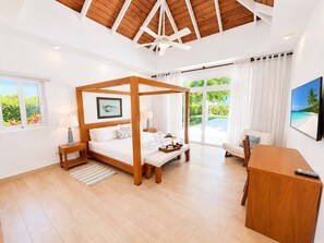 2 bedrooms, iron/ironing board, travel cot, WiFi - Private Pool Villa | Large Yard & Sleeps up to 9 (Sosúa)