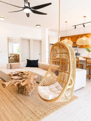TV - Boho Retreat |Pool Cabana, Terrace Lounge, Rooftop (Sosúa)