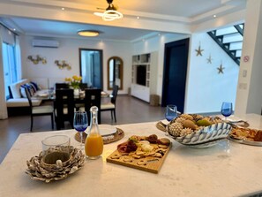 Dining - Sunset Villa in Oceanfront Sosua Ocean Village (Sosúa)