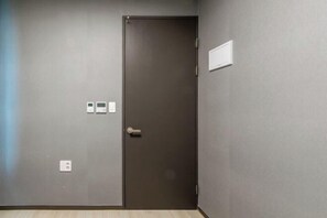 Room - The Bayment Rasidence (Busan)