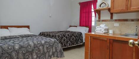 家庭四人房 | 免費 Wi-Fi