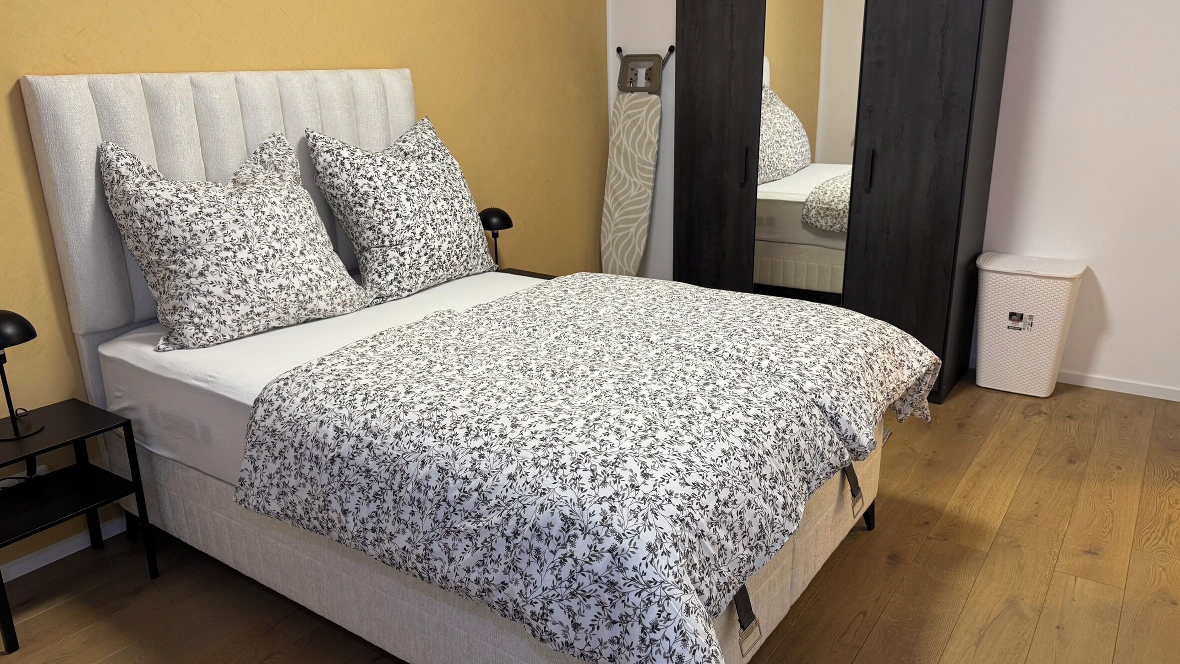 1 Schlafzimmer, Schreibtisch, Bügeleisen/Bügelbrett, kostenloses WLAN