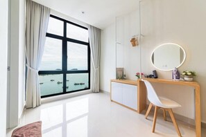 Room - Charis Seaview Suites at The Shore Kota Kinabalu (Kota Kinabalu)