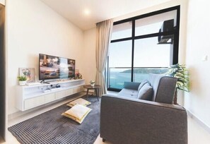 Room - Charis Seaview Suites at The Shore Kota Kinabalu (Kota Kinabalu)