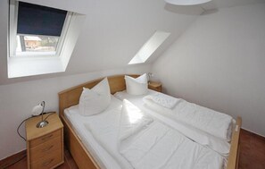 1 bedroom, free WiFi - Nice apartment in Röbel with house a panoramic view (Röbel)