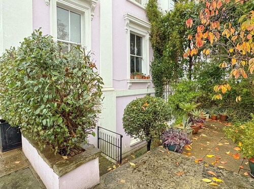 Cosy Notting-hill Townhouse Gem