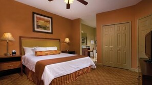 1 bedroom, travel cot, free WiFi, bed sheets - Music City Bliss – Spacious 1-Bd Suite at Wyndham Nashville Near Grand Ole Opry (Nashville)