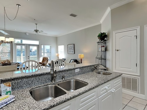 Seascape Condo #407