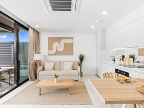 Living area - C301 – Beautiful Lagoon View Apartment (Cole Bay)