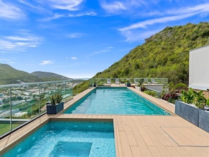 Pool - D402 - Beautiful apartment with garden and view (Cole Bay)