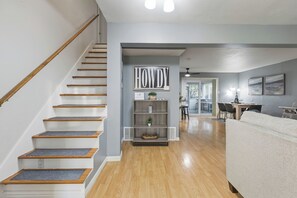 Interior - Cozy 5BD/fun house (Austin)