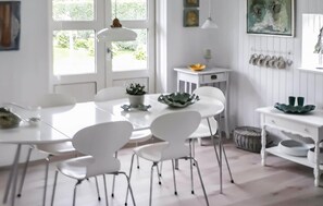 Dining - Nice home in Slagelse with WiFi (Slagelse)
