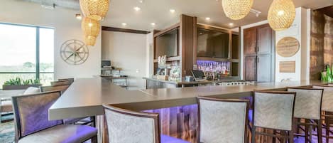 Bar (in der Unterkunft)