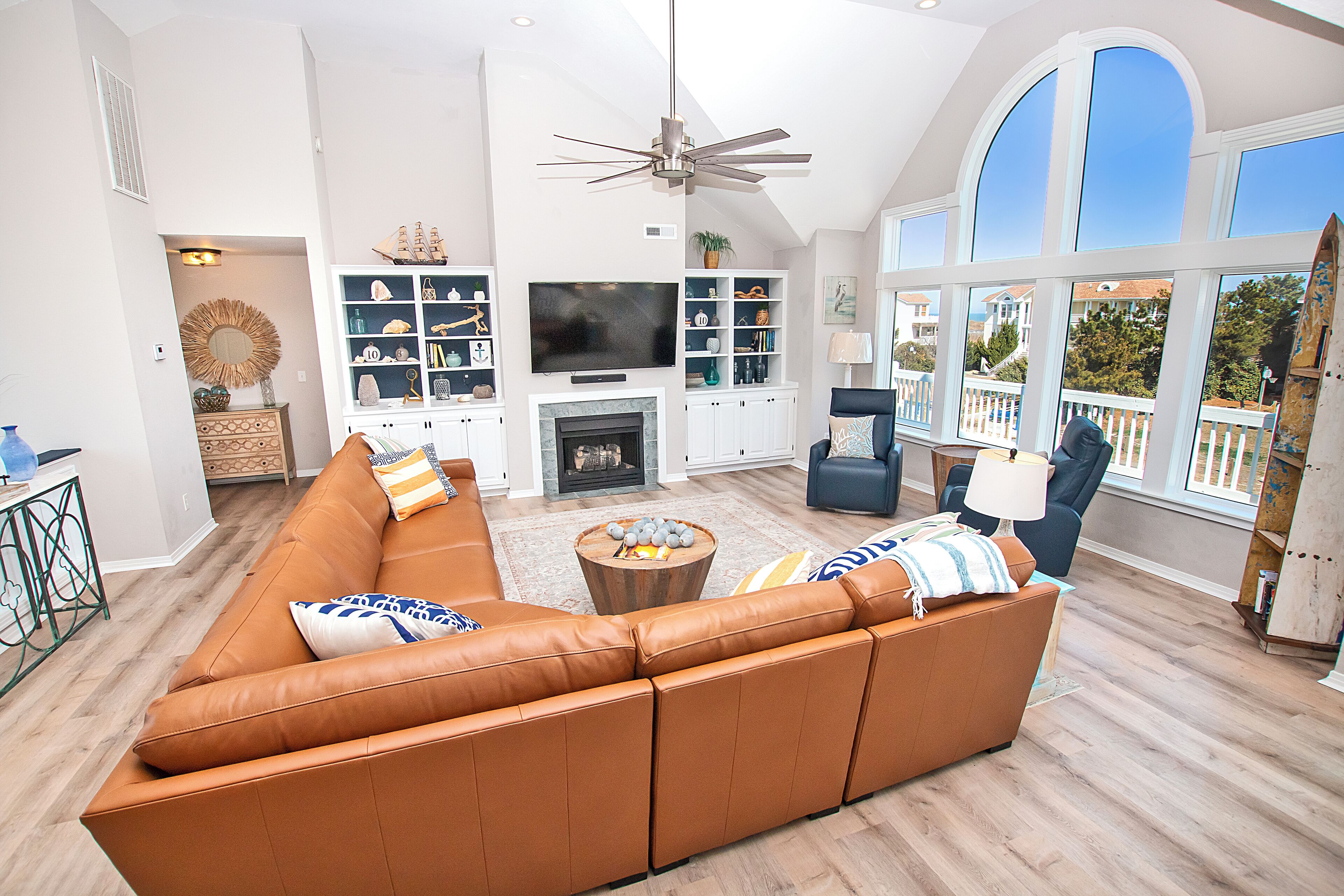 Semi-oceanfront, Ocean Views, Priv. Pool, Hot Tub-wl922, Beauty And The Beach - Corolla, NC