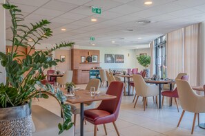 منطقة تناول الإفطار