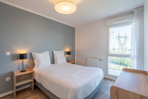 Suite, 2 Queen Beds, Non Smoking - Quality Suites Choisy Orly Airport (Choisy-le-Roi)