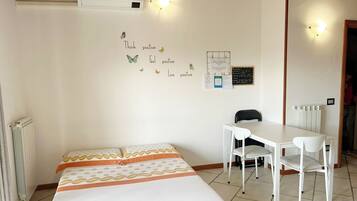 Fer et planche à repasser, Wi-Fi, draps fournis