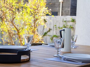 Outdoor dining - Villa Arinella Villata Di Capicciola (Zonza)