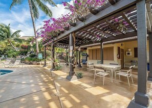 Outdoor dining - Incredibly roomy, adjacent to the best beaches/Wailea (Kihei)