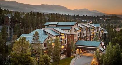 Valdoro Resort - 2 BR, kitchen, balcony - 1k sqft in Breckenridge at ski base