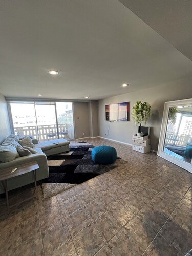 Cozy 1-Bedroom Penthouse In Downtown Houston