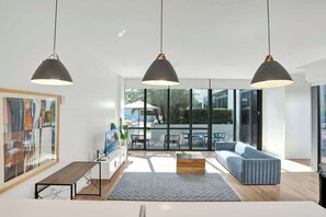 Interior - 17WEST 3BR | Pool & Walk to South Beach (Miami Beach)