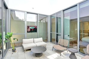 Property grounds - 17WEST 3BR | Pool & Walk to South Beach (Miami Beach)